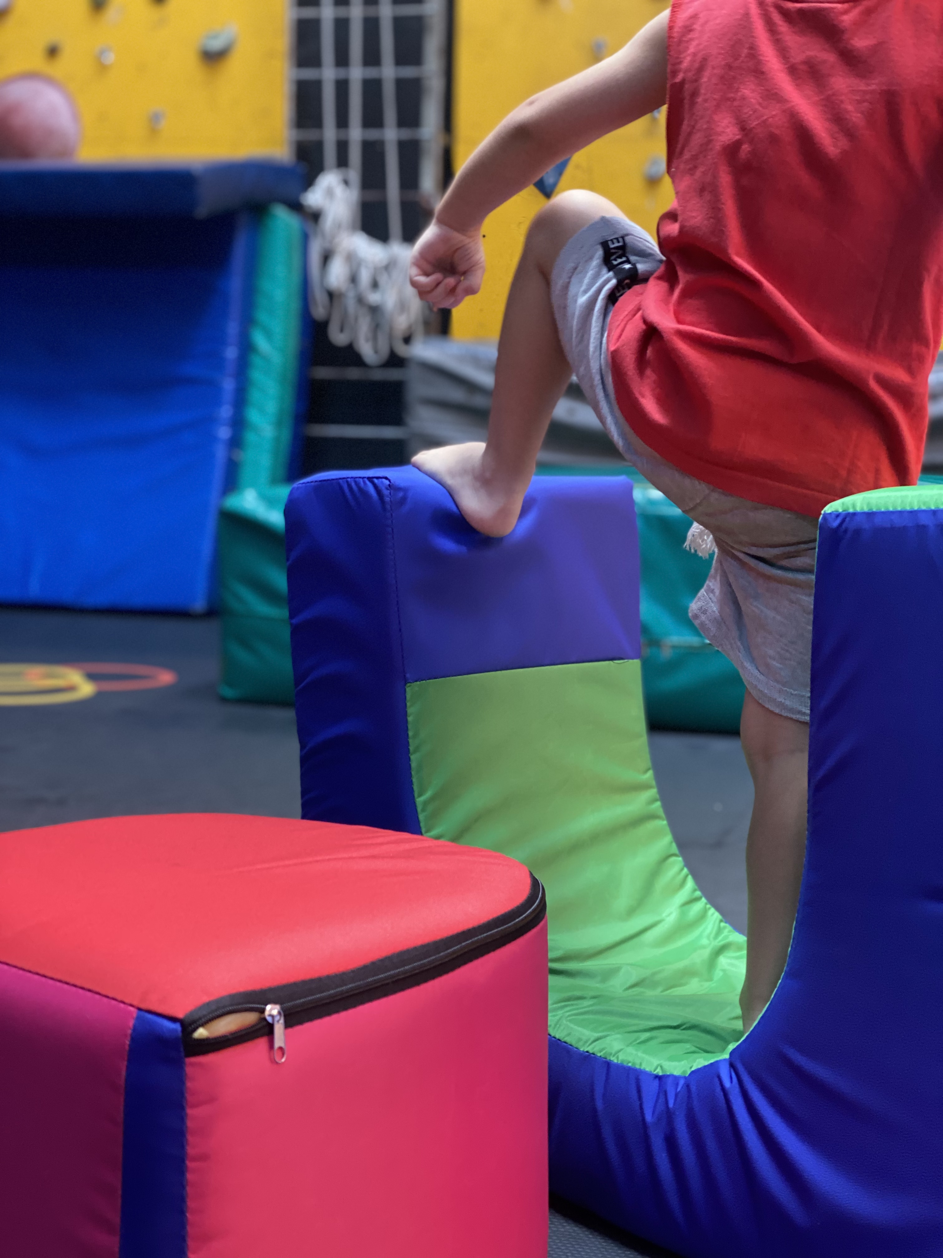 Circuito con módulos para niños